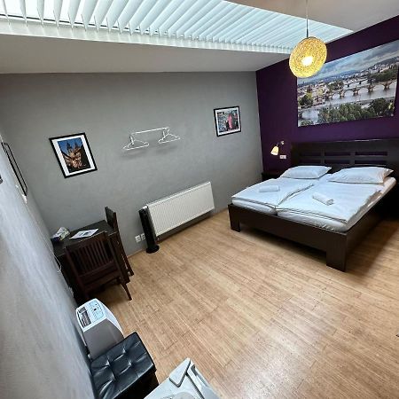 Central Studios Prague Ngoại thất bức ảnh