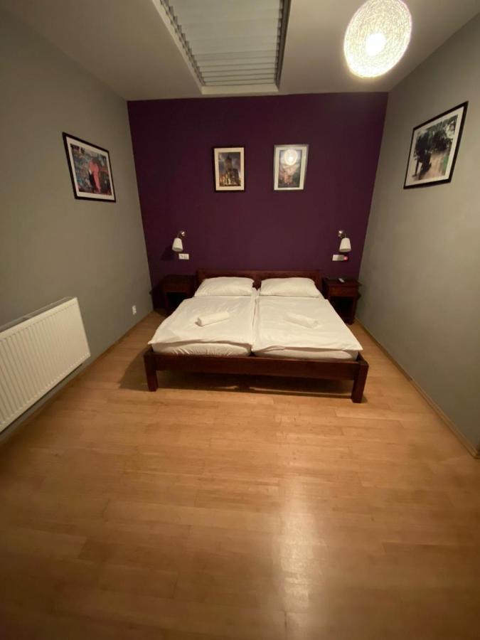 Central Studios Prague Ngoại thất bức ảnh