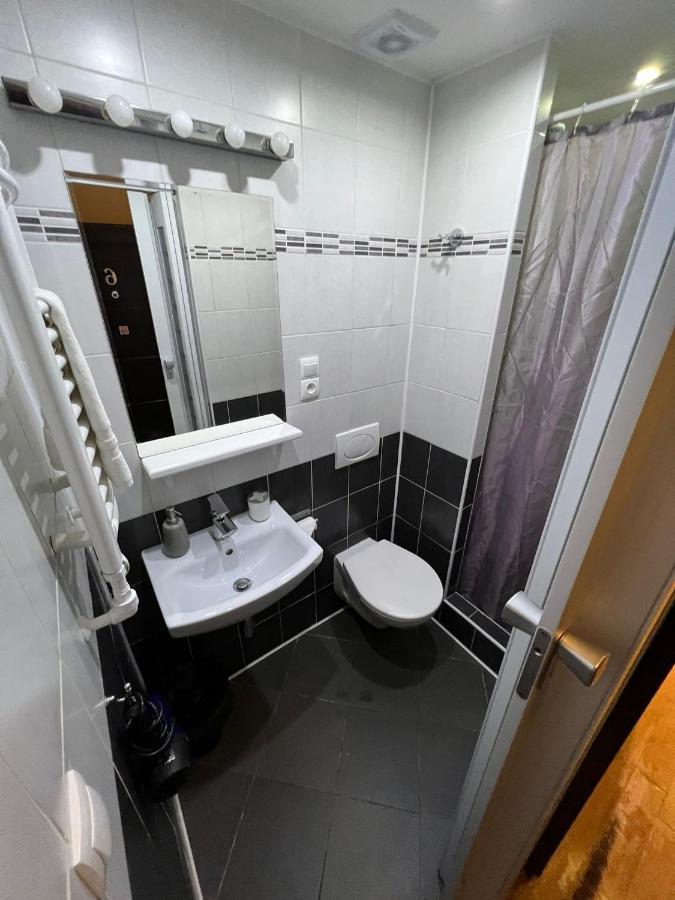 Central Studios Prague Ngoại thất bức ảnh