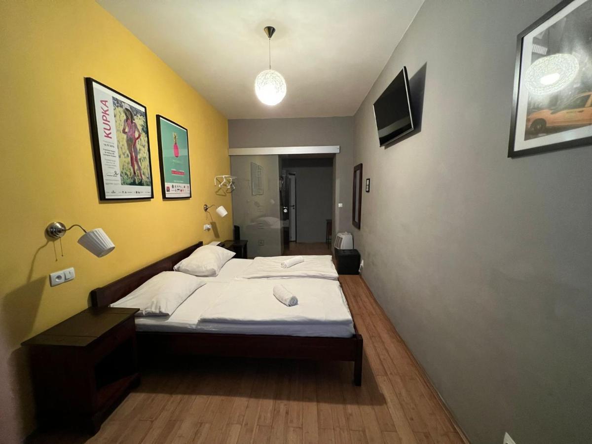 Central Studios Prague Ngoại thất bức ảnh