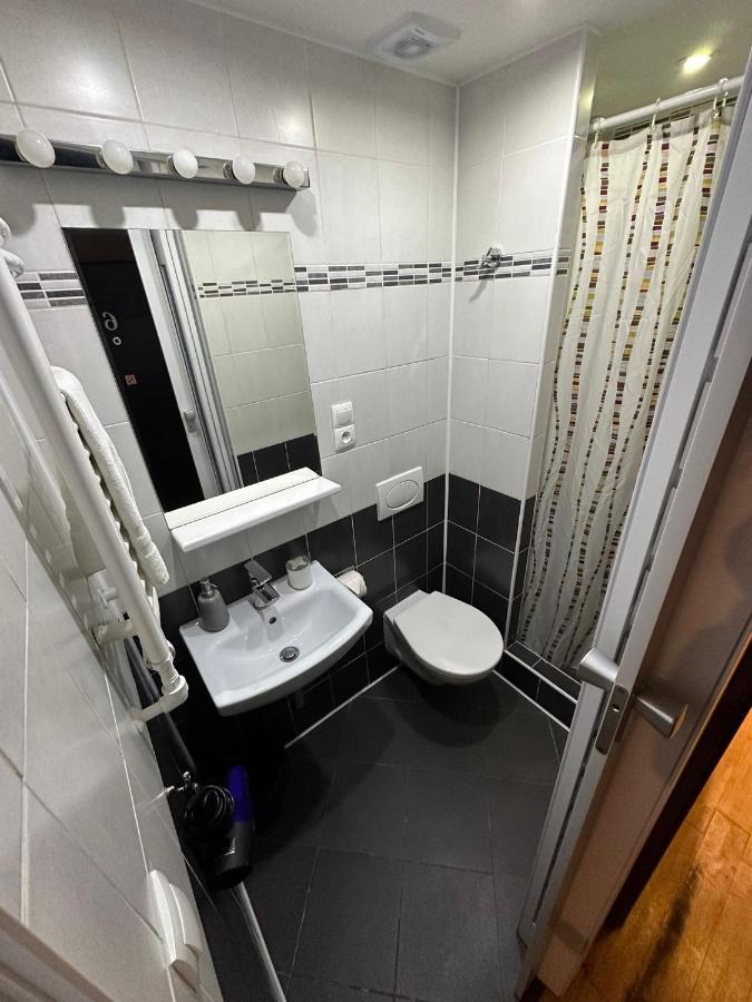 Central Studios Prague Ngoại thất bức ảnh