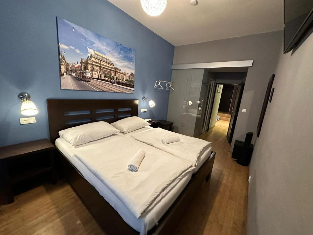 Central Studios Prague Ngoại thất bức ảnh