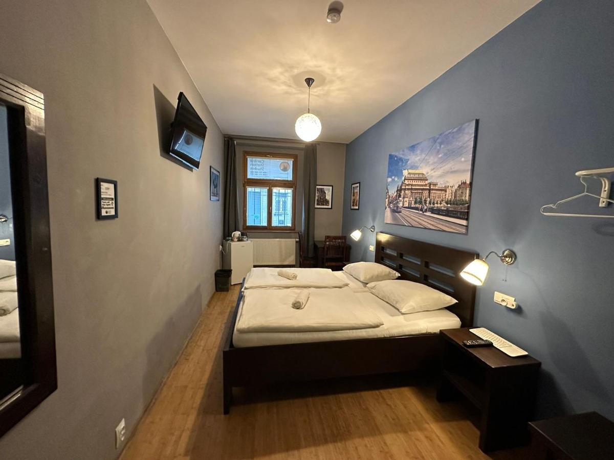 Central Studios Prague Ngoại thất bức ảnh