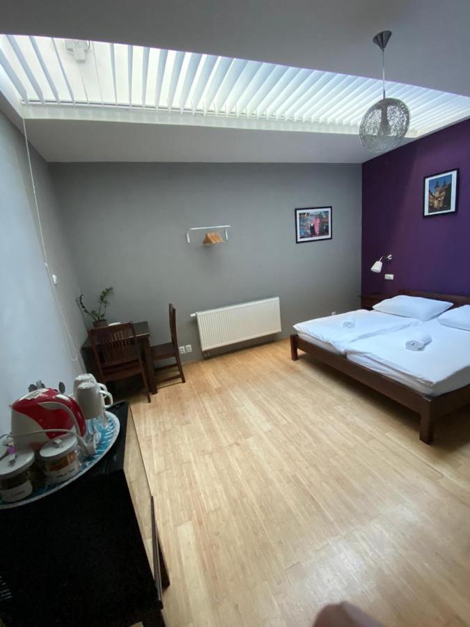 Central Studios Prague Ngoại thất bức ảnh